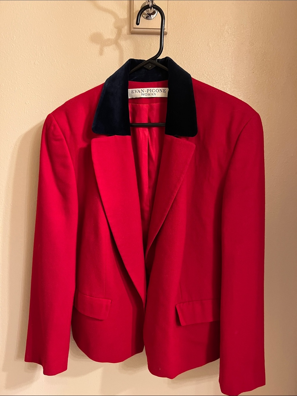 Evan Picone Vintage Red Blazer with Blue Collar